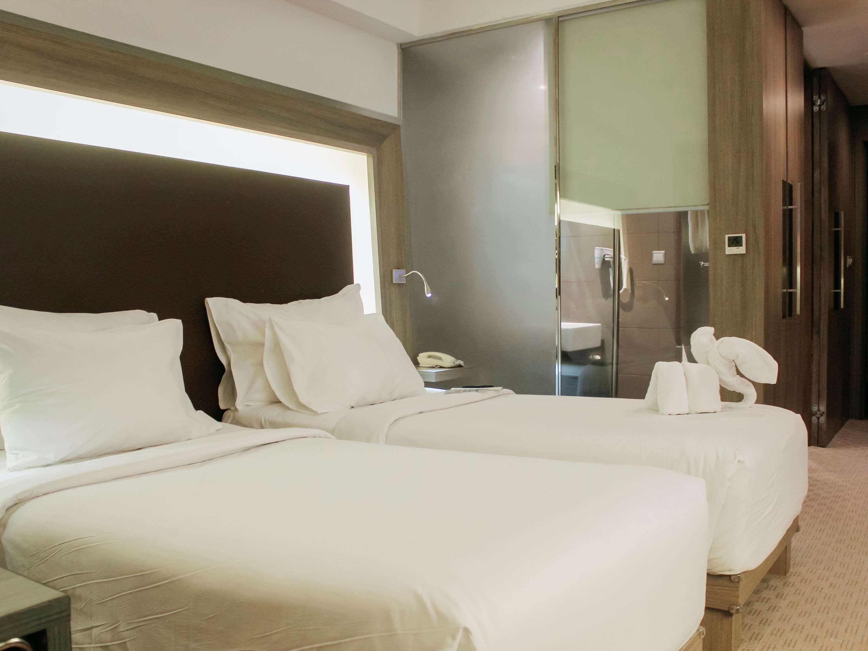 Novotel Bangka Hotel & Convention Center Pangkalpinang Kültér fotó