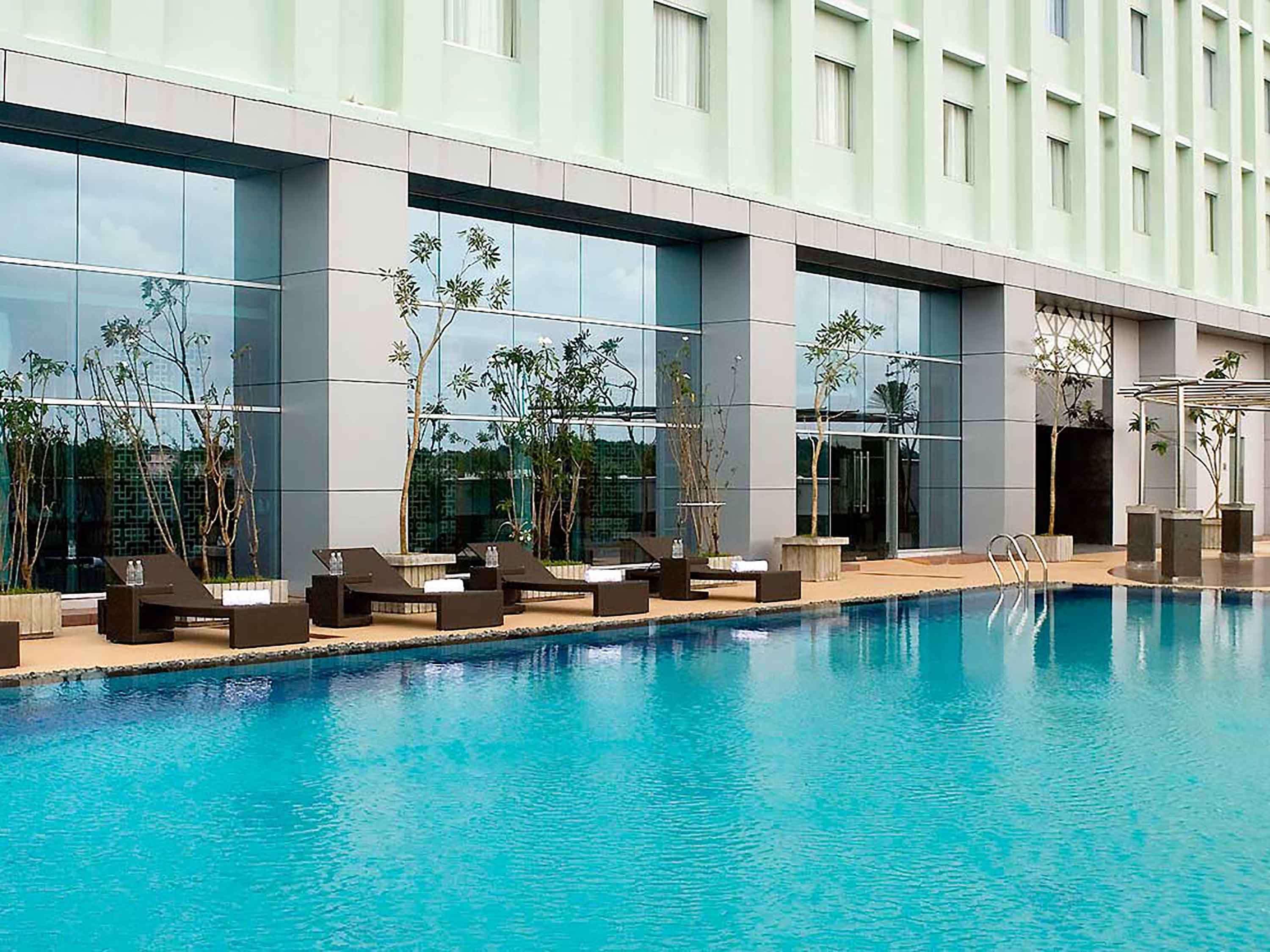 Novotel Bangka Hotel & Convention Center Pangkalpinang Kültér fotó
