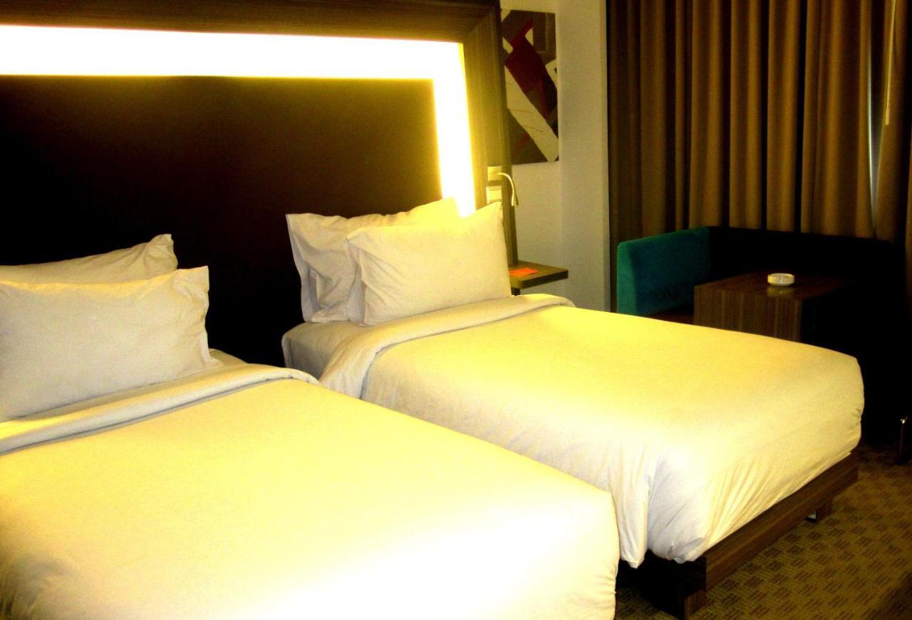 Novotel Bangka Hotel & Convention Center Pangkalpinang Kültér fotó